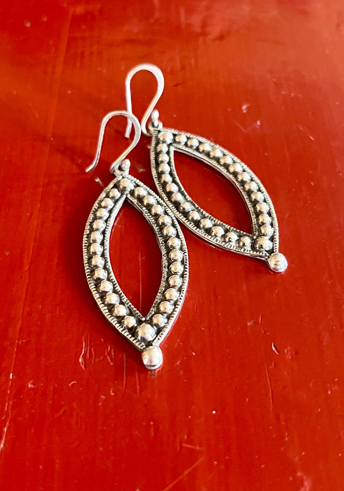 Lilia Earring