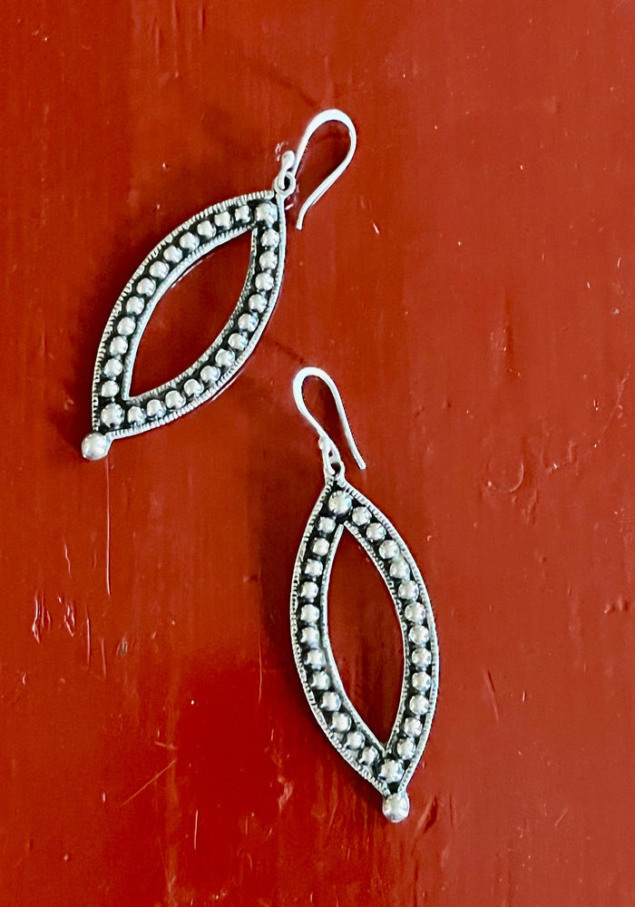 Lilia Earring