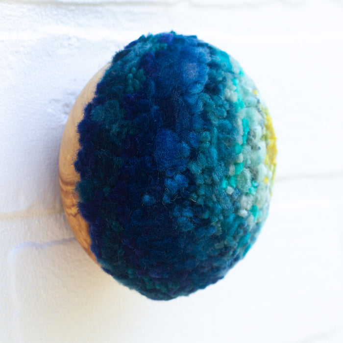 Midi Puff in Olive Wood Frame | Island