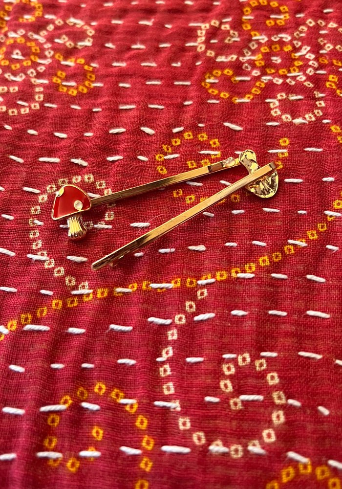 Mushroom Bobby Pins Set