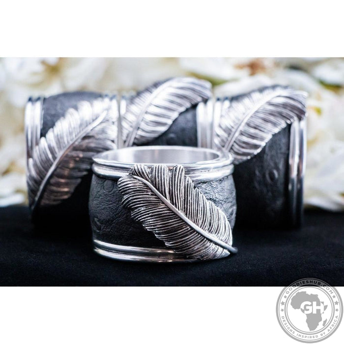 Napkin Ring Ebony (Set Of 4) - Usiba Lwe Nyoni Collection - Diana Carmichael-GoodiesHub