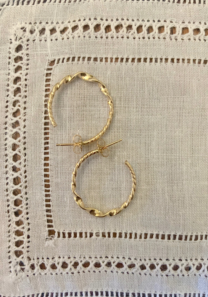 Perdita Hoops