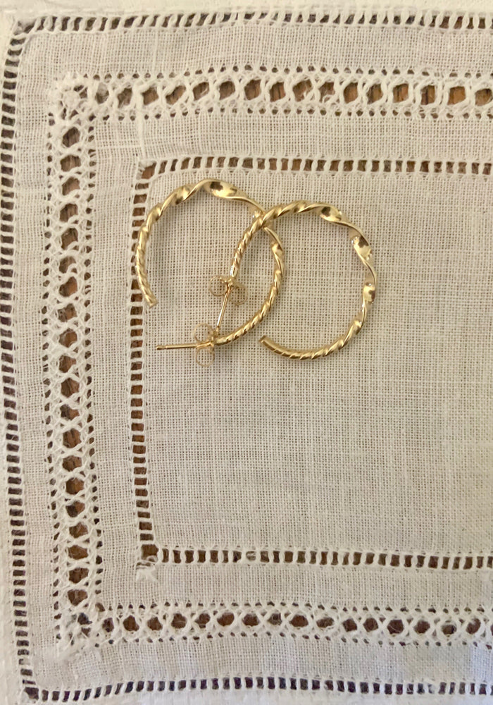 Perdita Hoops