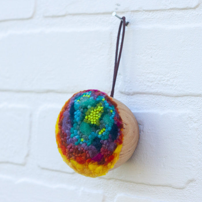 Puff Ornament | 10