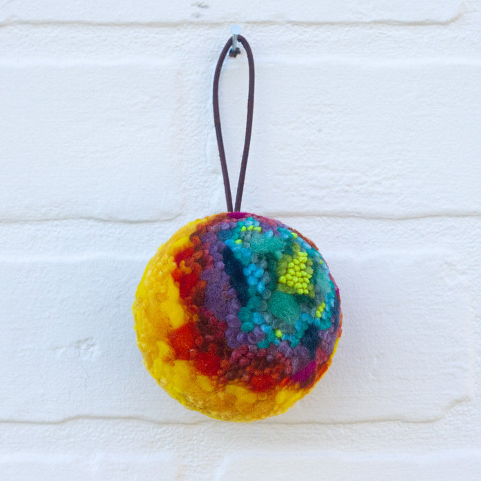 Puff Ornament | 10