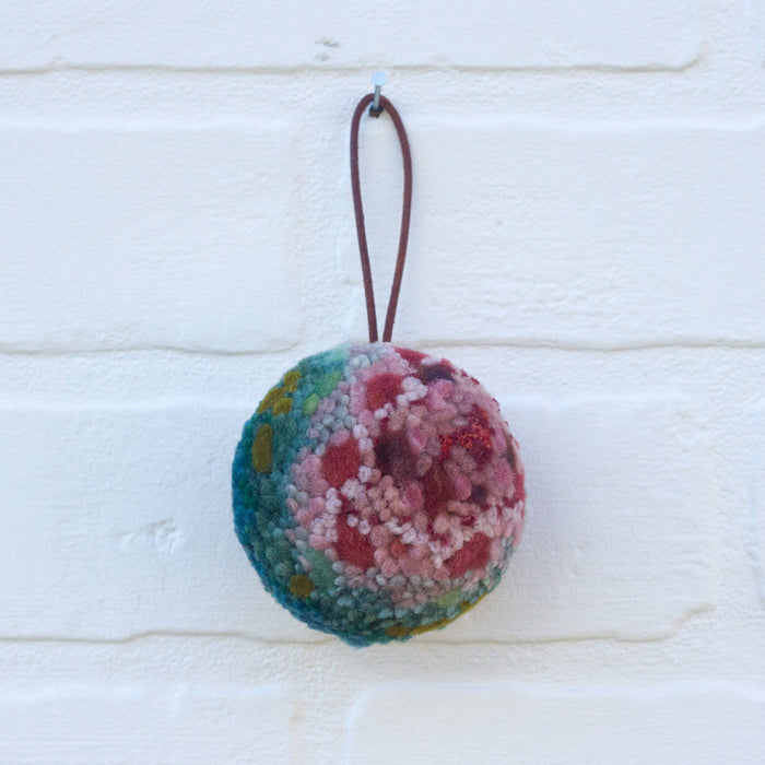 Puff Ornament | 23