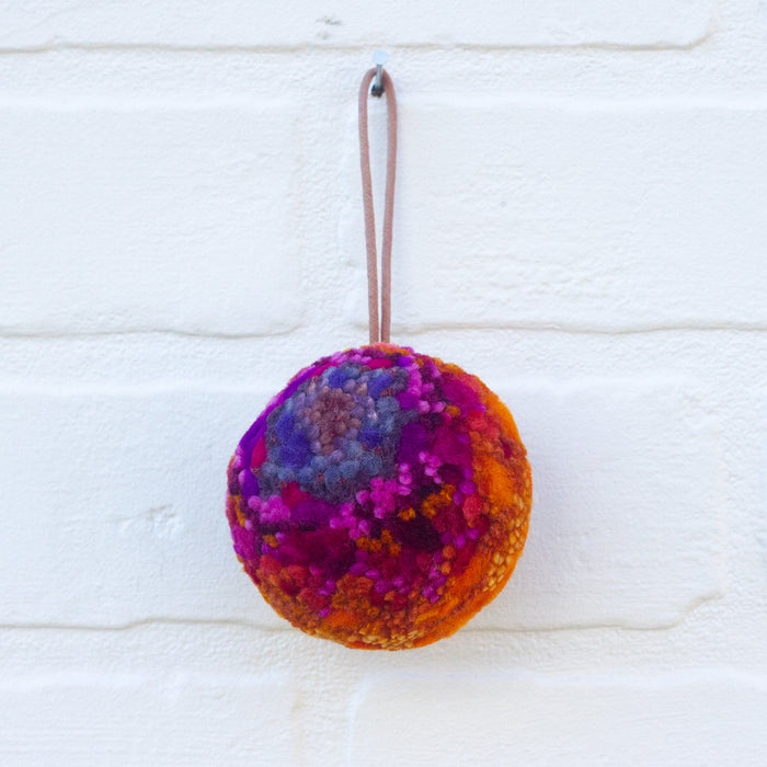 Puff Ornament | 32