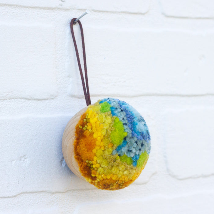 Puff Ornament | 39
