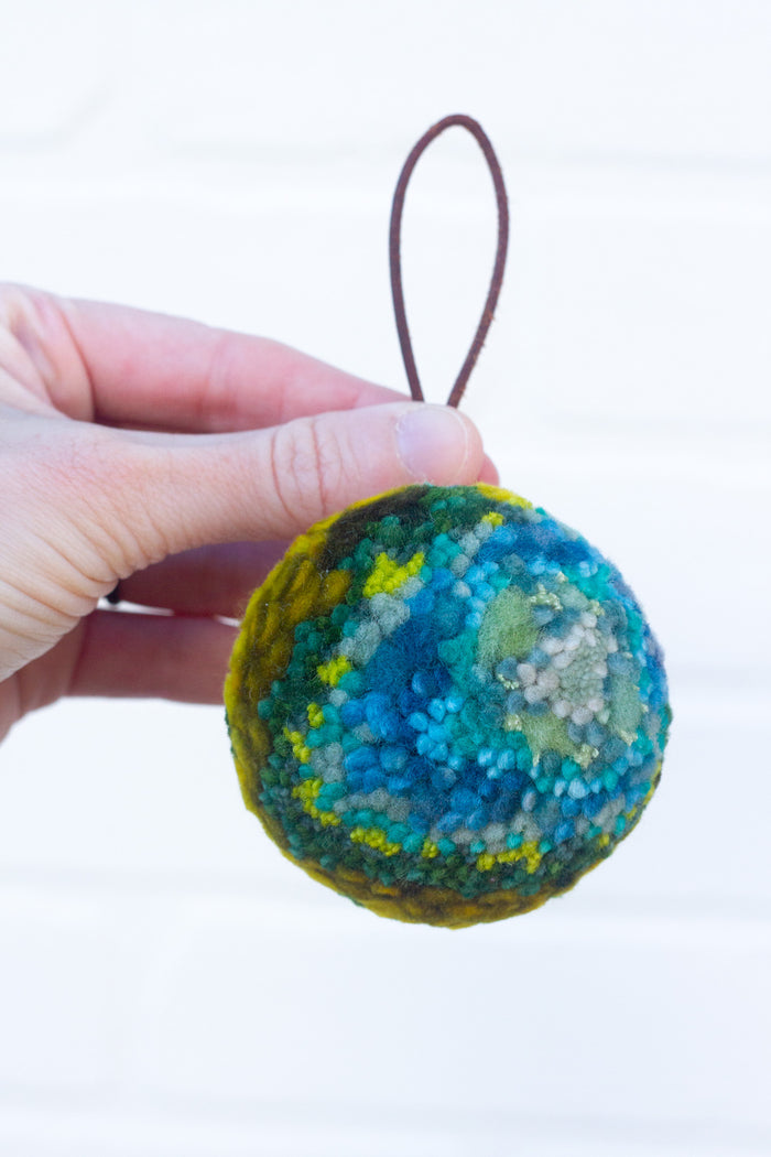Puff Ornament | 40