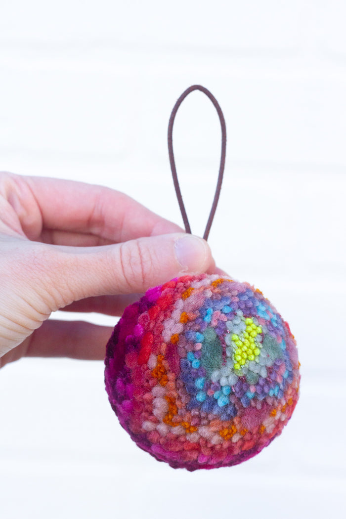 Puff Ornament | 44