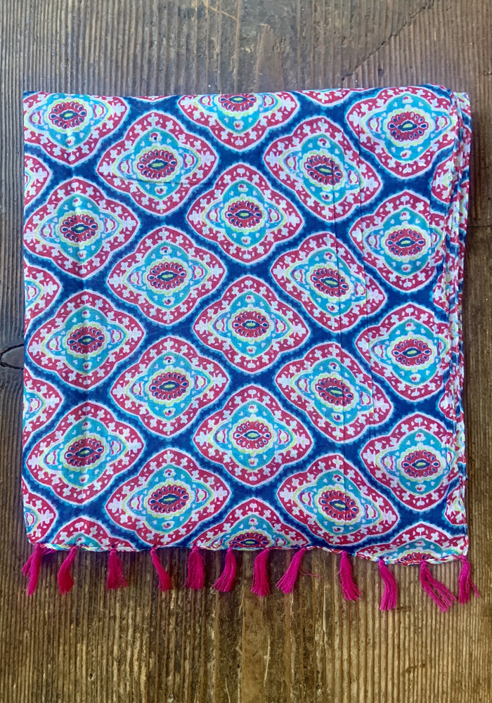 Raya Scarf