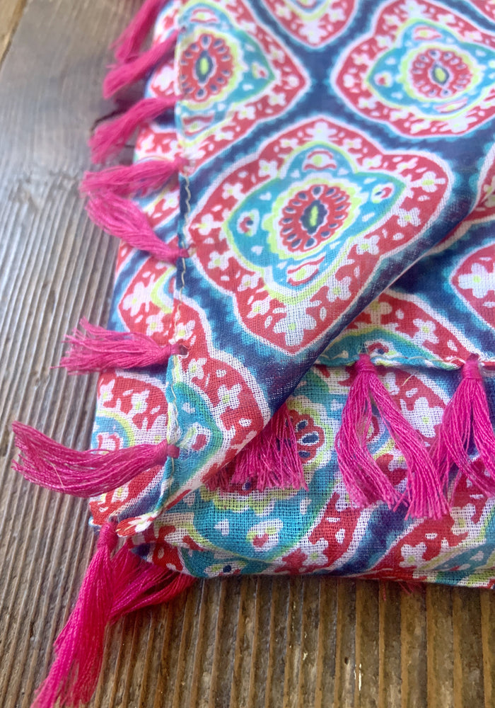 Raya Scarf