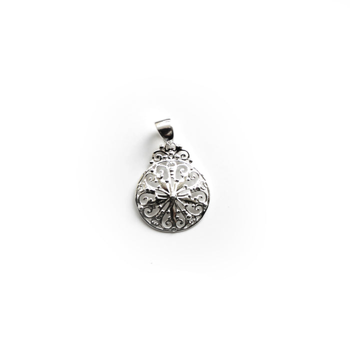 Southern Gates® Sand Dollar Pendant