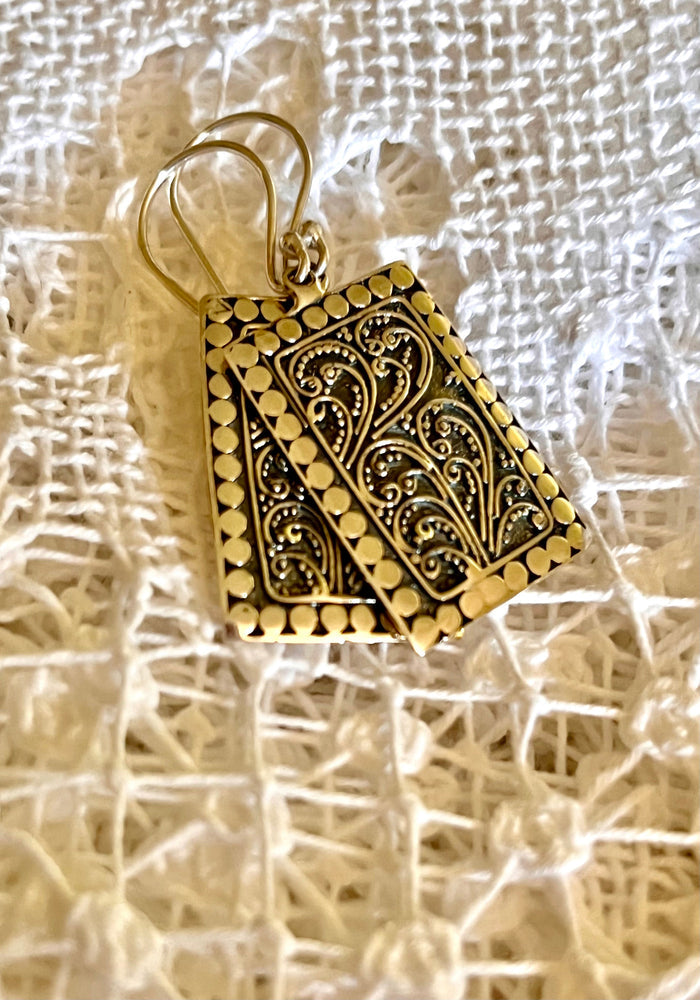 Tia Earrings