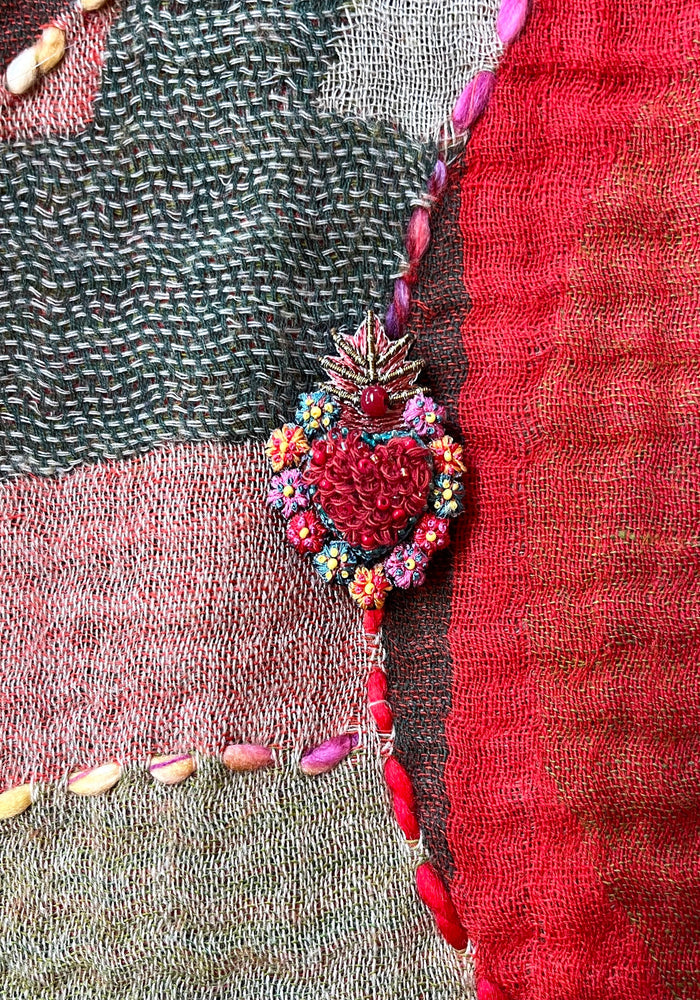 Trovelore Blossom Heart Pin